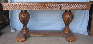 lot 2 image: Table with drawer
