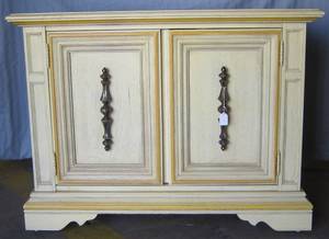 lot 3 image: Hollywood Regency Buffet  Server