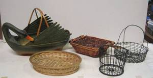 lot 75 image: 5 Baskets