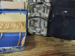 lot 508 image: American Tourister travel suitcase, Bovvono las Vegas themed suitcase blue Samsonite hard shell suitcase