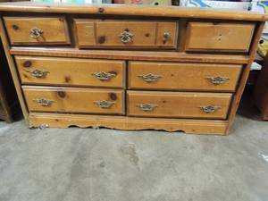 lot 588 image: 7 drawer dresser, 1 knob missing scratches on top 23x23X 11 deep