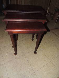 lot 611 image: 3 stackable tables dark brown great condition