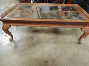 lot 619 image: Wood coffee table with 5 glass top panels claw feet 50x17 x30