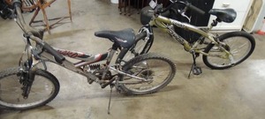 lot 678 image: Maco Flex boys bike, Chaos F20 boys bike both need tire repair