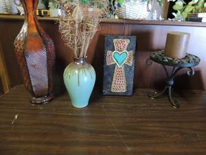 lot 693 image: Metal 12 rock candle garden hand made cross wall dcor turquois, red, & black 16h x 8w green and brown flower vase small chip at the top stands 12 RUSTIC ORANGE 25 VASE