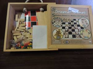 lot 712 image: Greener game 5 combo bamboo games carrying case, Mancala, Chinese checkers, tumbling tower, chess