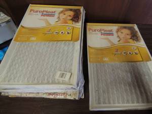 lot 737 image: 7 dust reduction filters 16 x 35 x 1