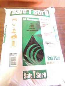 lot 743 image: 3 Safe T sorb EP minerals 40 lbs. bags