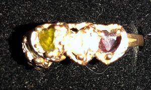 lot 477 image: VINTAGE 10K RUBY EMERALD RING- CONTAINS 5 STONES  SIZE 6.5
