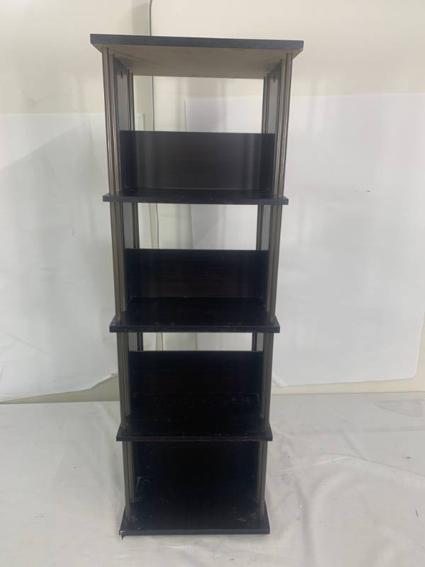 lot 246 image: CD or DVD Organizer