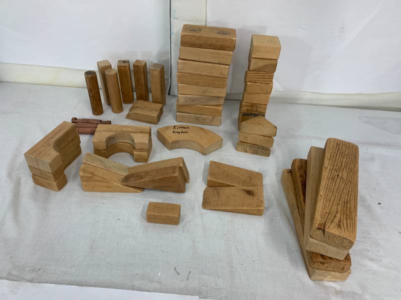 lot 57 image: 47 Wooden blocks