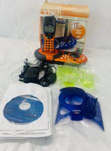 lot 5 image: V Tech Cordless Phones