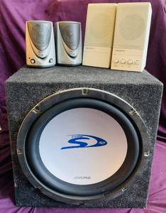 lot 211 image: Various Speakers