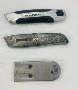 lot 15 image: Box cutters