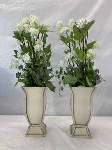lot 114 image: 2 Floral Arrangements