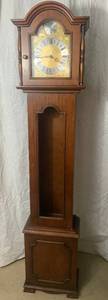 lot 130 image: Grandmother Clock