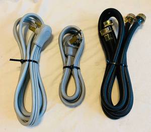 lot 142 image: Washer and Dryer Accessories