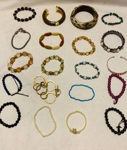 lot 156 image: Costume Jewlery Lot #1
