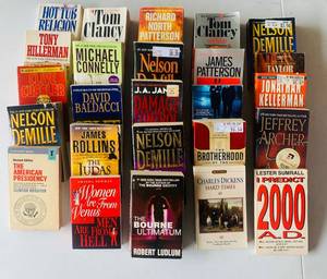 lot 163 image: Paperback books Lot #4