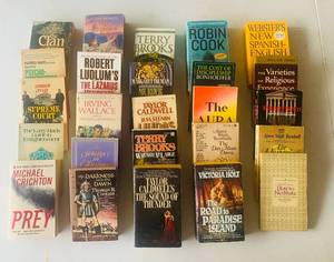 lot 167 image: Paperback books Lot #8