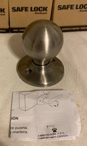 lot 219 image: Kwickset dummy knobs