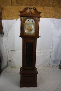 lot 10 image: Grandfather Clock