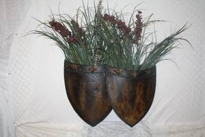 lot 21 image: Metal Wall Art