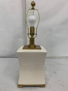 lot 10 image: Porcelain Base Lamp