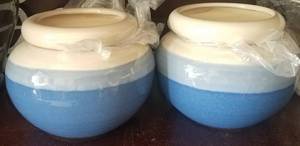 lot 42 image: SELF-WATERING PLANTERS (NEW)