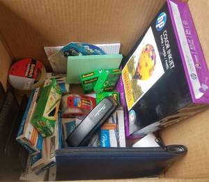lot 54 image: MIXED LOT OF OFFICE SUPPLIES