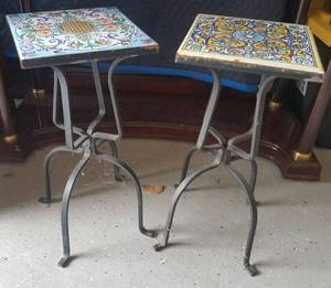 lot 60 image: VINTAGE WROUGHT IRON SIDE TABLES  PLANT HOLDERS WITH MOSAIC STYLE TOPS FROM MEXICO (1970S)
