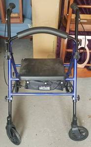 lot 69 image: DRIVE MEDICAL STEEL ROLLATOR WALKER