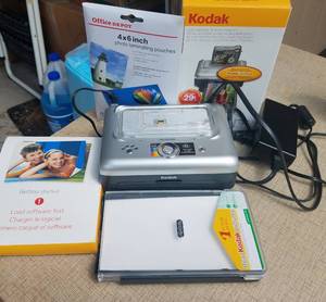 lot 77 image: KODAK EASYSHARE PHOTO PRINTER SERIES 3 WITH ACCESSORIES