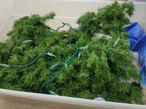 lot 108 image: CHRISTMAS ITEMS