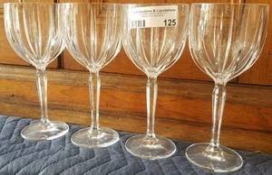 lot 125 image: LOT OF WINE GOBLETS