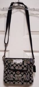 lot 163 image: AUTHENTIC COACH CROSSBODY BAG