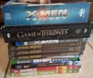 lot 174 image: LOT OF DVD MOVIES AND GAMES