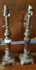 lot 186 image: LOT OF 2 LAMPS WITH CAST-IRON STYLE BASES