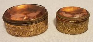 lot 99 image: VINTAGE PILL BOXES (ONE V. VILLANI - ITALY)