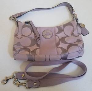 lot 219 image: AUTHENTIC COACH PURSE