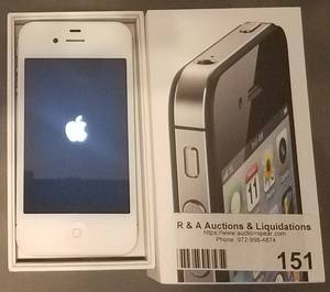 lot 151 image: iPHONE WITH BOX (SEE PICTURES)