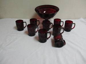 lot 9 image: Vintage  Ruby Red  Anchor Hocking Small Punch Bowl  And 9-Cups