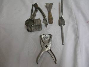 lot 15 image: Vintage Lot of 4- 2-Aluminum Presses, Travcd Cutter, and Mouli Grater-Made in France