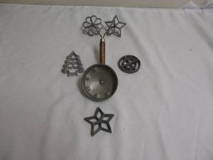 lot 17 image: Vintage Lot- Metal Cookie Cutter, 7 piece set