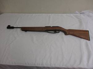 lot 20 image: Daisy Powerline-853, 177 Caliber Pellet Air Rifle
