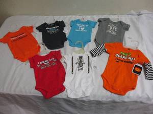 lot 35 image: NEW-7-Newborn To 3-M, Baby Bodysuits