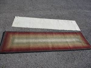 lot 13 image: Genre-Sphinx  Runner With Floor Proctor