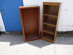 lot 37 image: 2-Adjustable Shelf Book Cases
