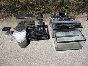 lot 40 image: Large Lot Of Fish  Reptile Tanks With Lot of Accessories