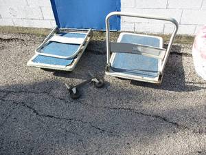 lot 104 image: 2-Small Rolling Carts And A Pair Of Casters